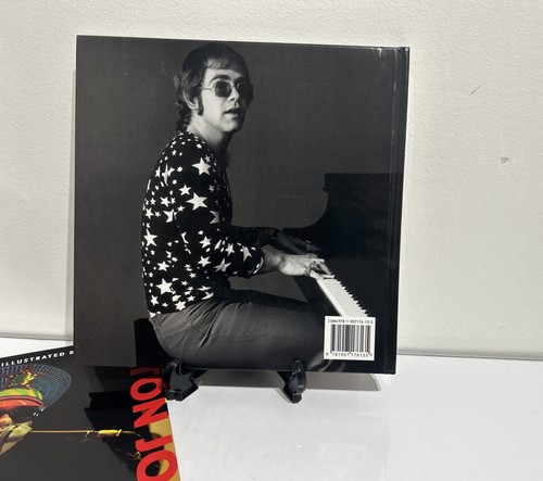 Elton John The Illustrated Biography Rare Photographs Hardcover Book - VGC - Foto 4 di 20