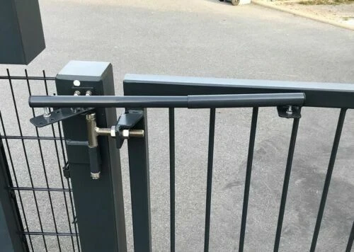 Cancelli in alluminio per recinzioni da giardino