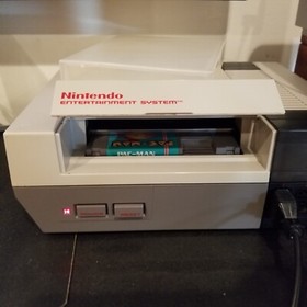 Pac-Man (Nintendo Entertainment System NES, 1990) Tengen Gray W/ Protective Case