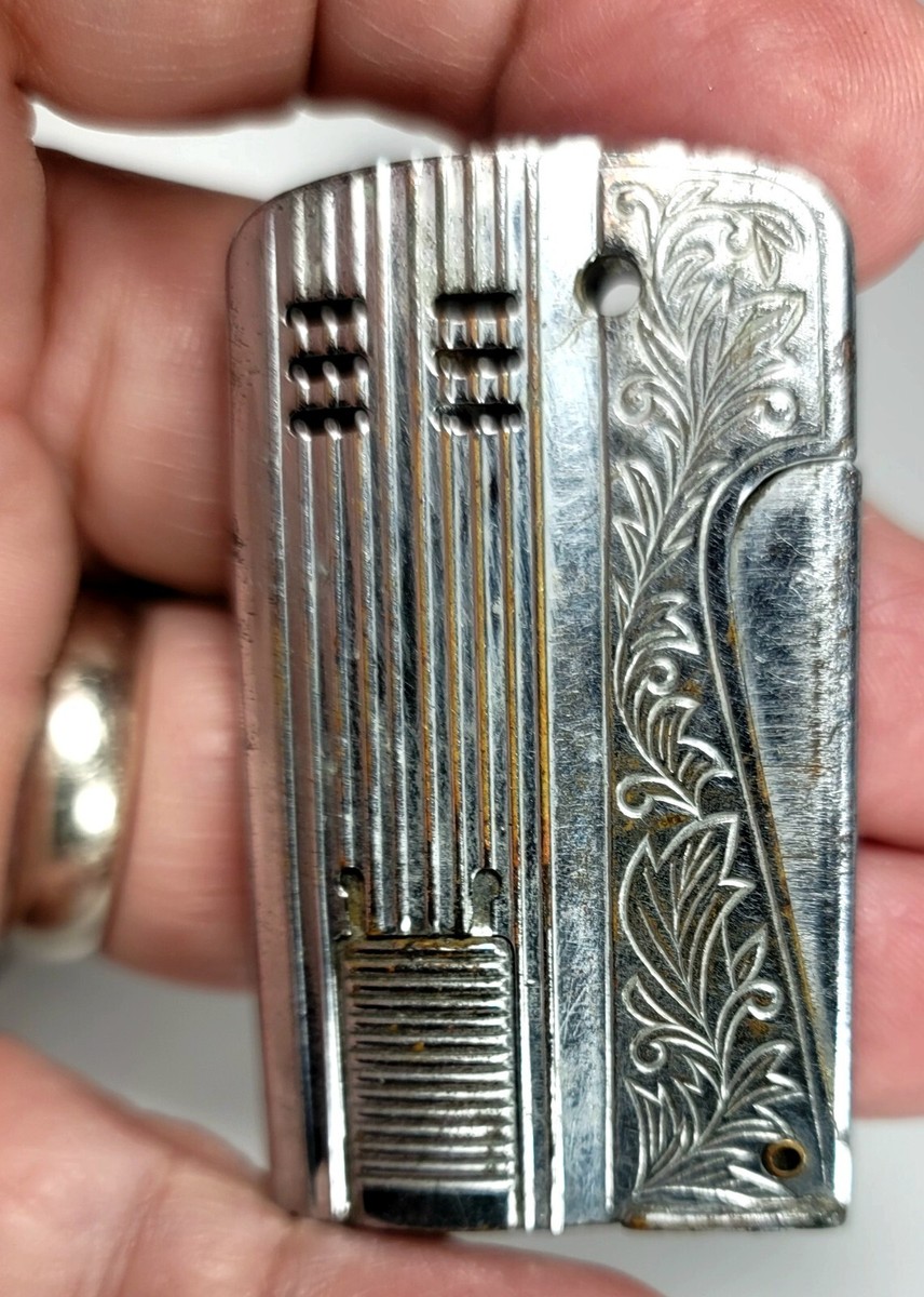 1945 Wind Proof Vintage Corona Etched Silver Tone Occupied 1945 Wind Proof Vintage Corona Etched Silver Tone Occupied
