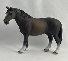 SCHLEICH Brown HANOVERIAN STALLION Horse 13649 Retired NICE!!!!