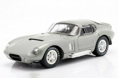 SHELBY COBRA DAYTONA COUPE 1965 1／１８ 1965 SHELBY COBRA DAYTONA COUPE 1/18 scale DIECAST CAR SHELBY