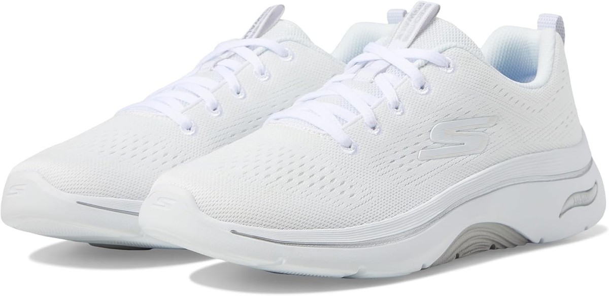 shoe carnival skechers max cushion