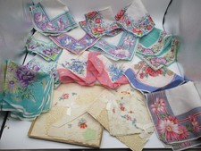 18 VINTAGE HANDKERCHIEFS with PRETTY FLOWERS  COTTON  LINEN
