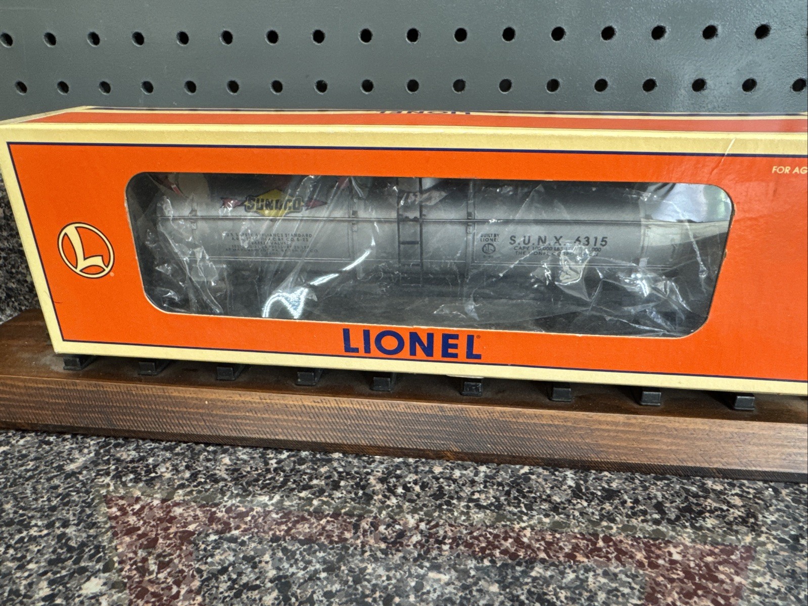 Click here to see eBay Auction