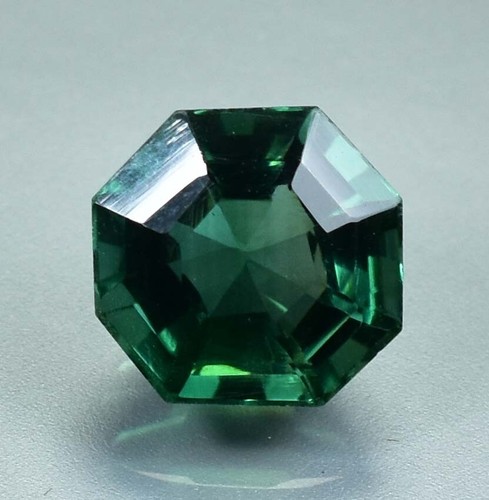 6.95 Ct Ravishing Color Natural Green Tourmaline Mozambique Gemstone Certified - Picture 6 of 6