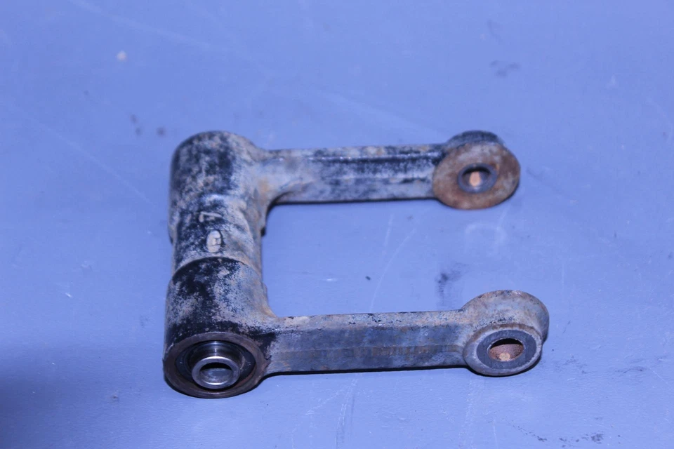 Honda Interceptor 500 1986 VF500F Dogbone trasero enlace de choque Foto 4 de 4