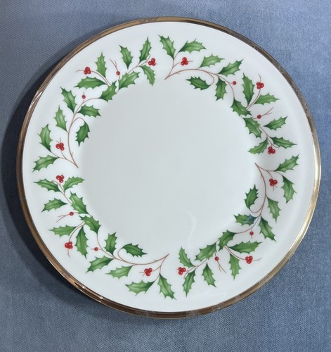 New Lenox Holiday Pattern Gold Rim Appetizer Salad Plate 8" Christmas Made USA - Picture 1 of 4