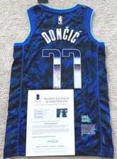 LUKA DONCIC SIGNED DALLAS MAVERICKS NBA JERSEY ROOKIE OF YEAR ROY SLOVENIA BAS !