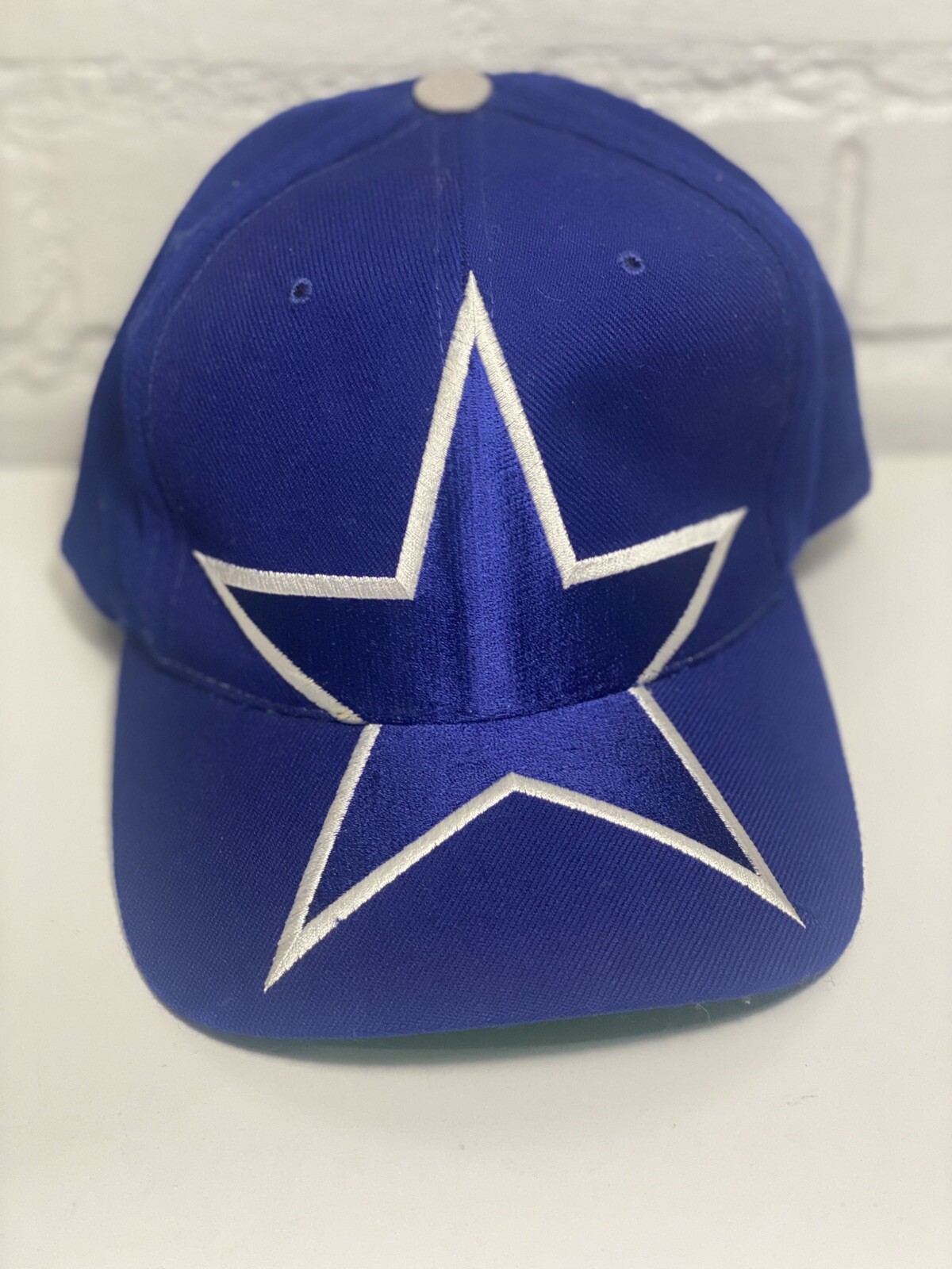 Picture 1 of 12