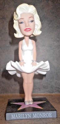Figurine Wacky Wobbler Marilyn Monroe Funko Bobble Head 178mm - TBE - Photo 1/4