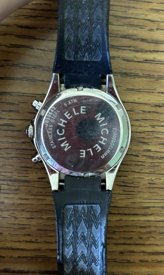 Reloj Michele Cronógrafo Negro y Plata Correa Goma Necesita Batería Foto 4 de 4