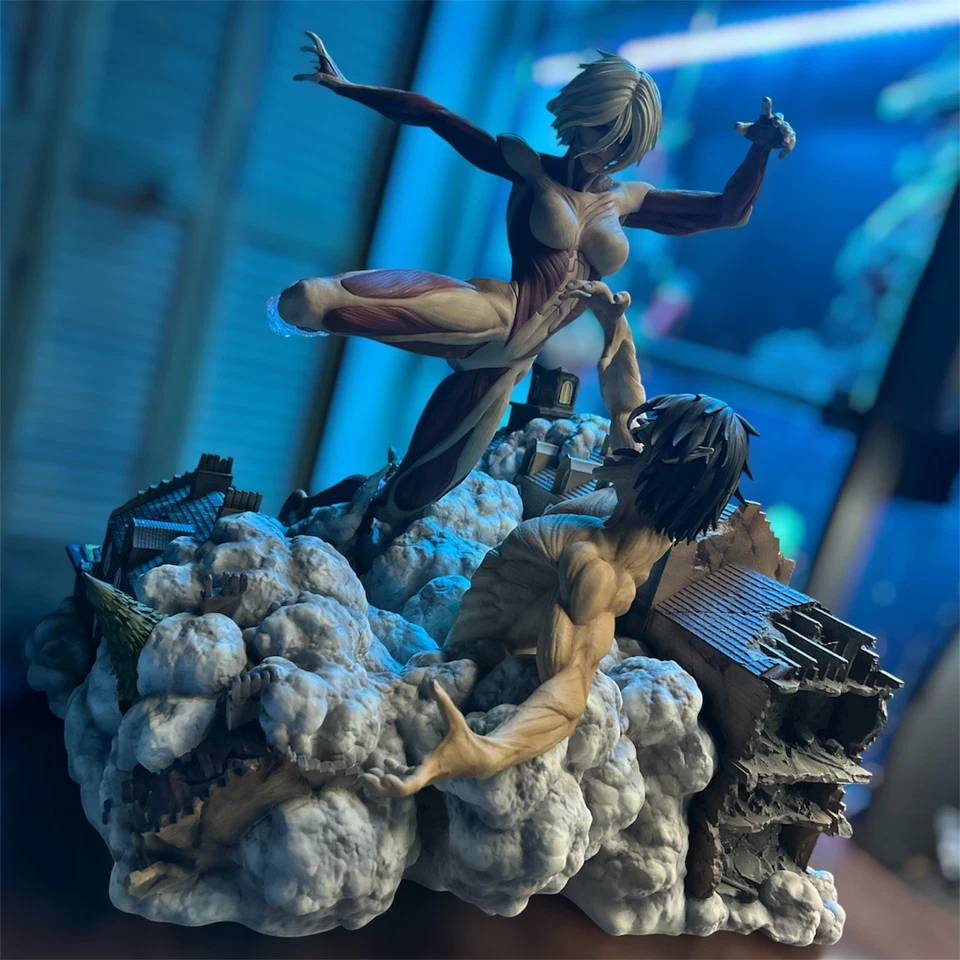 Attack on Titan CHIKARA Studio “Raid on Stohess District” Annie vs Eren Resin - Image 2 of 4