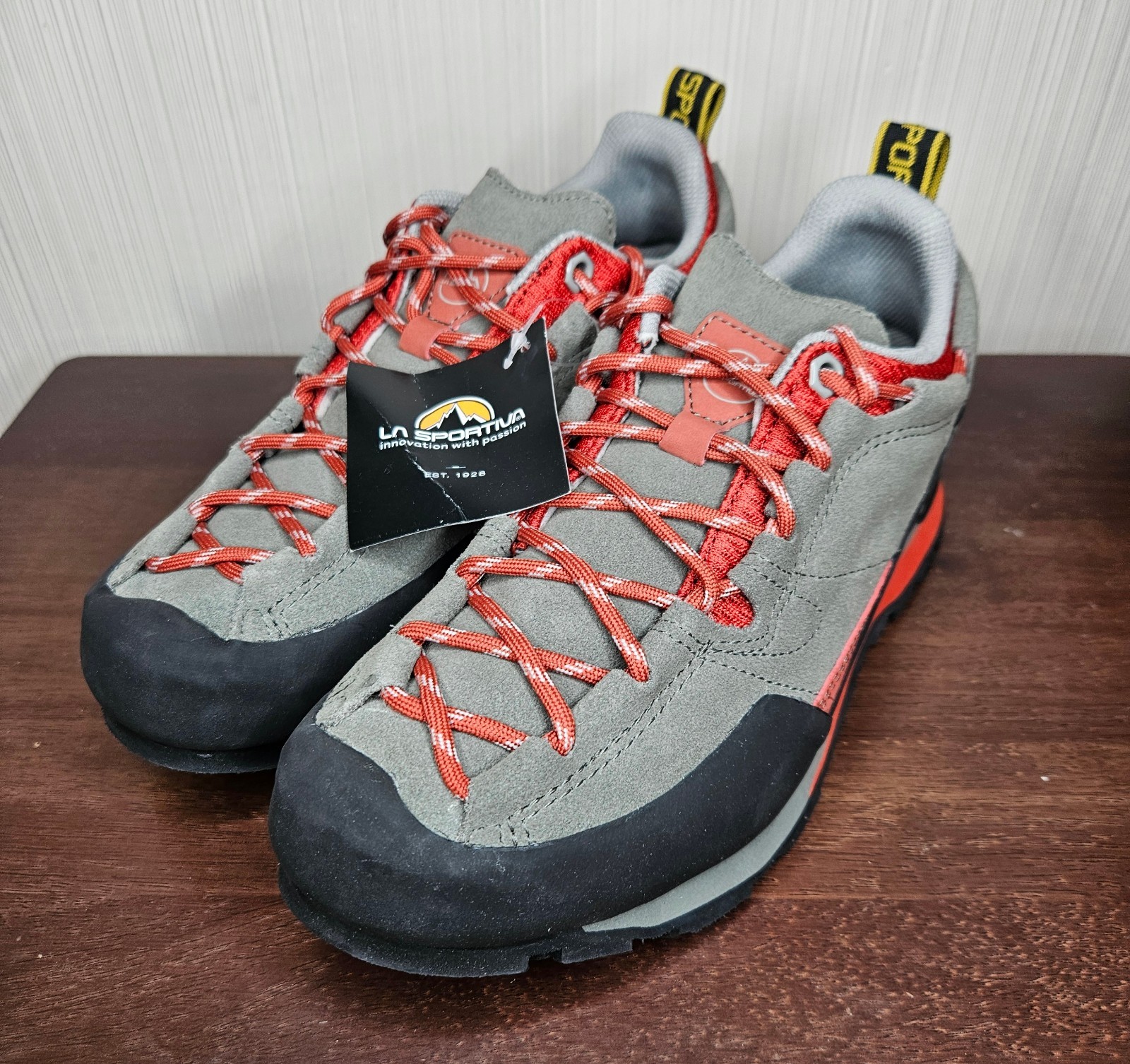 Zapatos de Senderismo La Sportiva Boulder X Para Hombre Talla 7.5 EU 40 Arcilla Azafrán