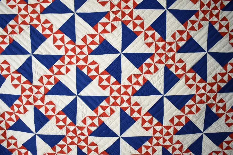 GRAPHIC Vintage Red, White & Blue Pinwheels Antique Quilt ~Dated "Christmas '41" - Image 2 of 4