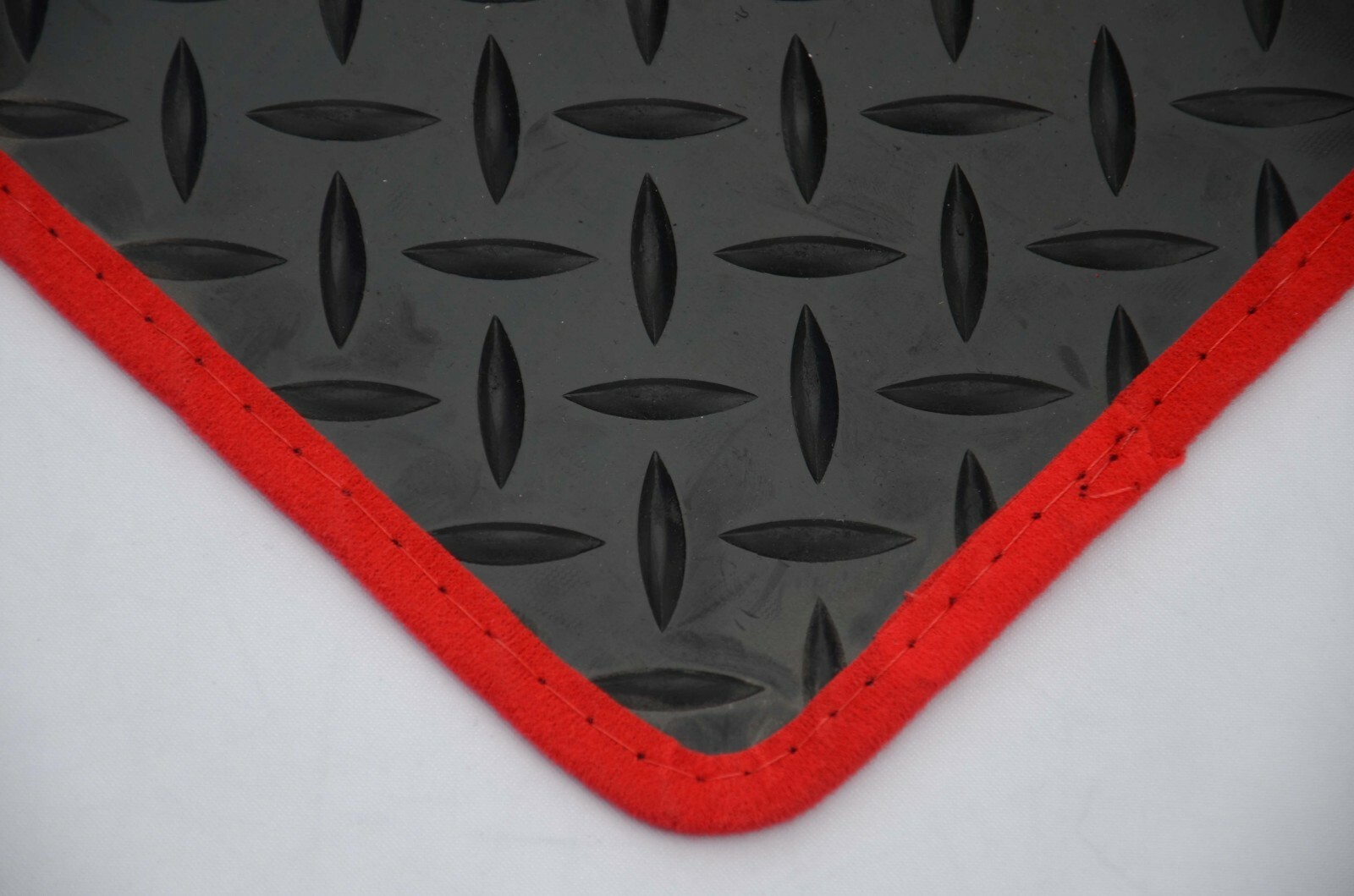 Car Mats for Vauxhall Viva 2015 to 2019 Tailored Black Rubber Red Trim