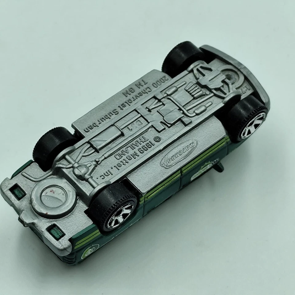 MODELLINO MATCHBOX CHEVROLET SUBURBAN 2000 1/43 MATTEL - Immagine 3 di 3