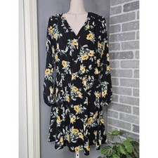 White House Black Market Floral Long Sleeve V-Neck Dress 6 Floral Spring Career