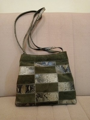 Vintage Enrico Coveri Viale Morin Umhängetasche Wildleder Patchwork Pythongrün