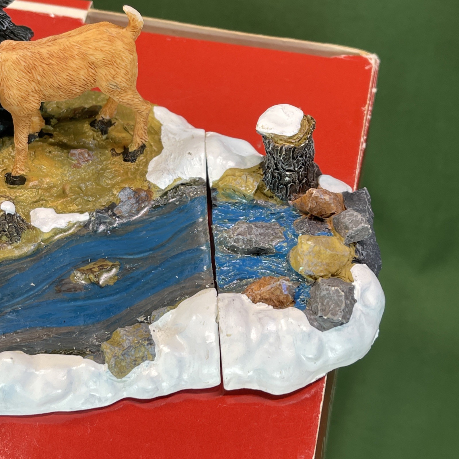 2000 LEMAX Feeding Deer Set Of 3 Poly Resin Village Landscape w/Box 03327 A