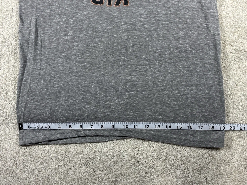 Camiseta The Original Six Old Time Hockey NHL Mediana Red Wings Leafs Canadians Foto 4 de 4