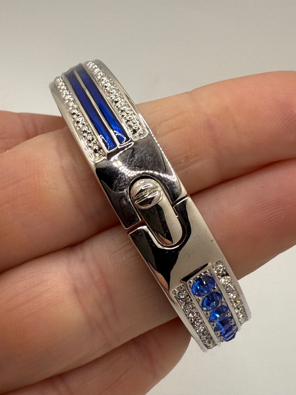 Vintage Camrose Kross JBK Bangle Bracelet Silver Tone Blue Clear Rhinestone 6.5"