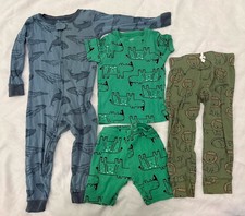 Lot of 4 Piece Carter  s Baby Boy Clothes 24 Mo 2T Whales Rhino Lion