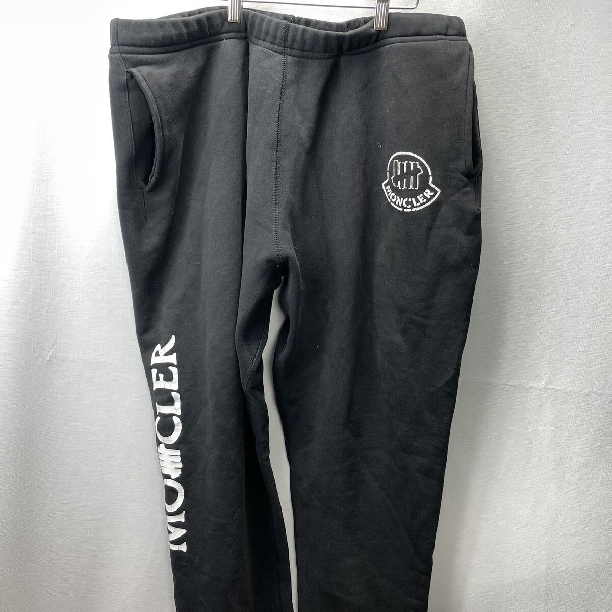 Moncler Genius 2 Moncler 1952 x Undefeated Printed Sweat Moncler Genius 2 Moncler 1952 x Undefeated Printed Sweat