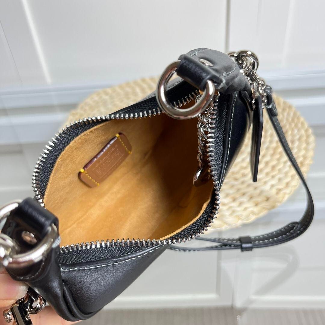 COACH Jonie 2way Crossbody Mini Bag CR508 Black Outlet NEW COACH Jonie 2way Crossbody Mini Bag CR508 Black Outlet NEW