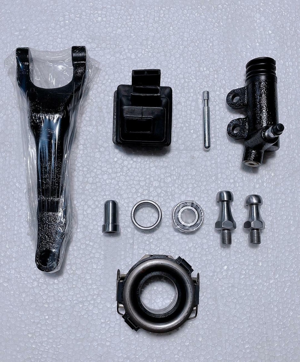 1uz 1uzfe toyota Bellhousing R154 gearbox (Long input shaft