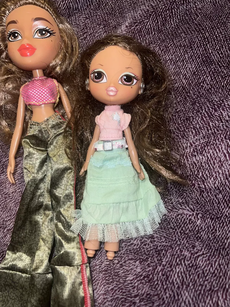 Two sales bratz dolls