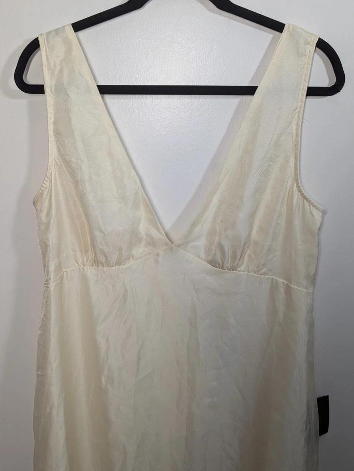 Maxi Vestido Formal Lulus Para Mujer Talla XL Deluca Marfil Tafetán Cuello en V Foto 4 de 4