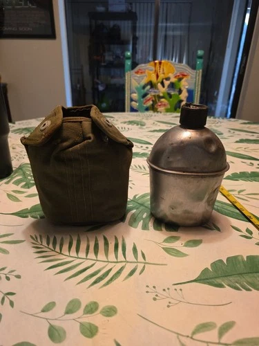 Vintage 1945 WW2 WW II U.S. US Army Military Militaria Canteen Bottle