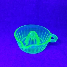 Green Uranium Glass Juicer Reamer 1930s Fry Glass Company