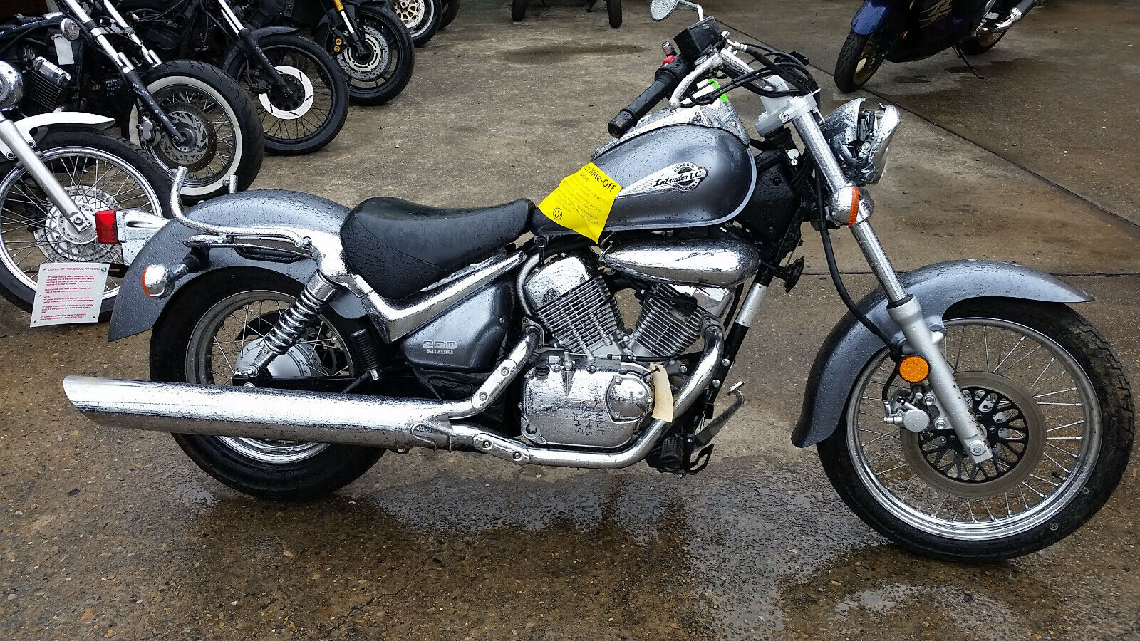 Suzuki VL250 Intruder