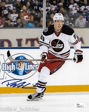 Winnipeg Jets Patrik ( Patrick ) Laine Signed Autographed 8x10 Photo JSA COA A 