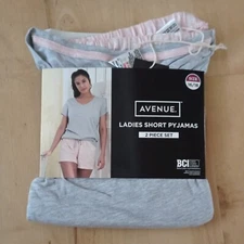 Avenue Ladies Short Pyjamas Short Sleeve Sizes 16/18 2 piece set