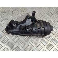 Mercedes-Benz CLA C117 X117 W117 2018 Benzin 90kW Halterung &Ouml;lfilter &Ouml;lk&uuml;hler