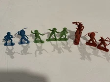Mixed Lot Of  8 Vintage Plastic Cowboys And Indians Different Colors & One Horse