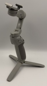 DJI OSMO MOBILE SE GIMBAL WITH TRIPOD