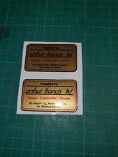 Arthur Francis Händler Aufkleber x 2 in Gold Original Finish Lambretta oder Vespa