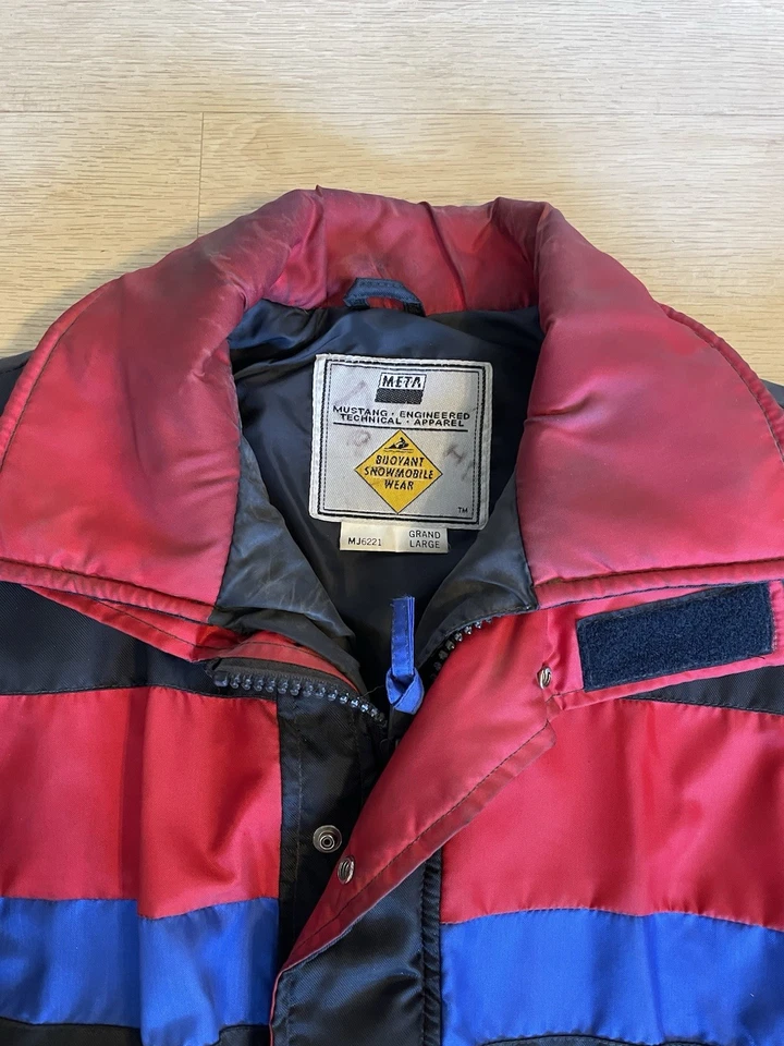 Vintage Mustang Snowmobile Jacket META Buoyant Snowmobile Wear Men’s Size Large - Image 2 of 4