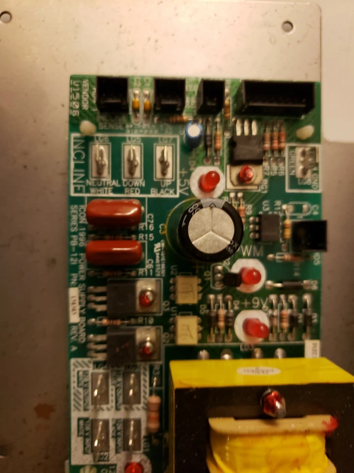 Tablero de control del motor de cinta de correr Healthrider S500I número de modelo HRTL1299 Foto 3 de 3