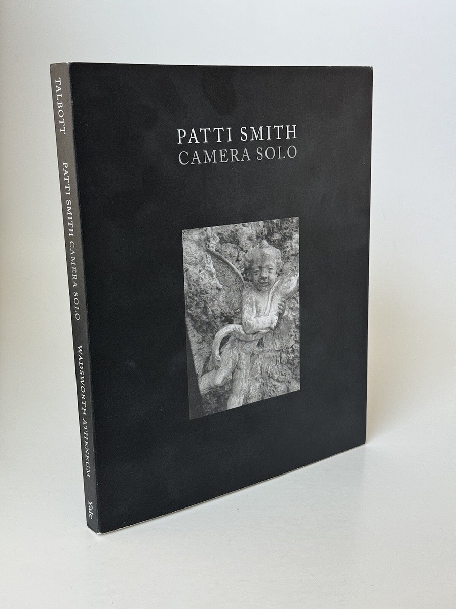 SIGNED | Patti Smith : Camera Solo 9780300182293| eBay