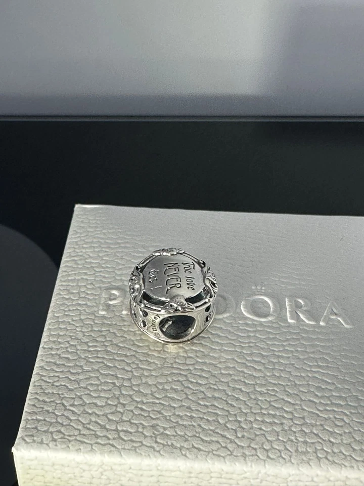 Pandora Pesadilla antes de Navidad Jack y Sally El amor verdadero nunca muere #111 Foto 3 de 4