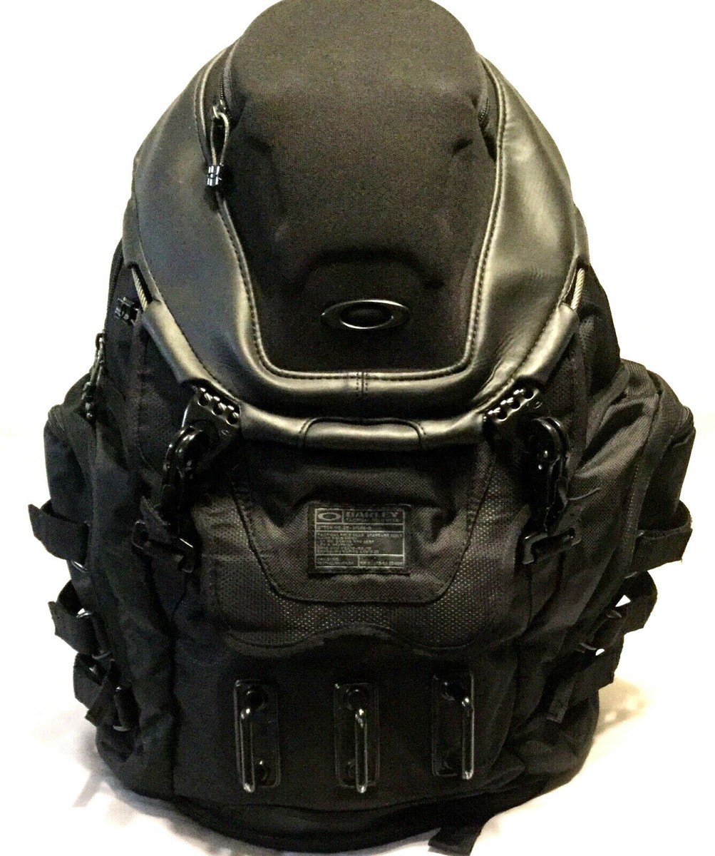 OAKLEY KITCHEN SINK BACKPACK 34L Stealth Black Tactical Field Gear