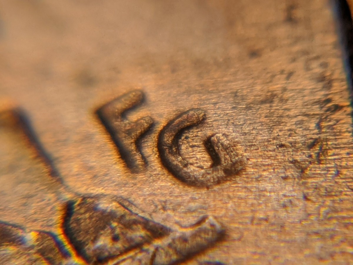 2001-D DDR-001 Double Die Reverse Lincoln Memorial Cent Extremely