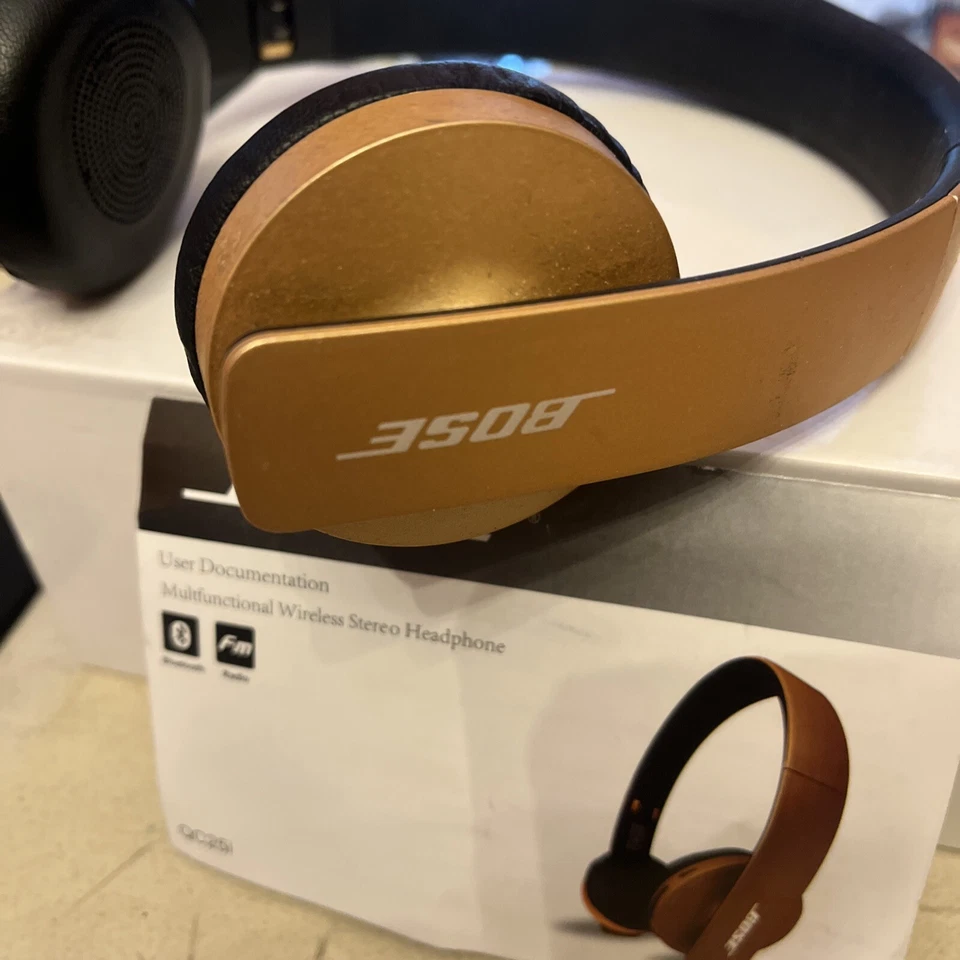 Auriculares estéreo inalámbricos Bose QC25i Quiet Comfort oro rosa Foto 3 de 4