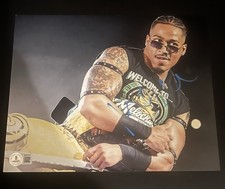 Carmelo Hayes  Signed Wwe 8x10 Becektt Bas