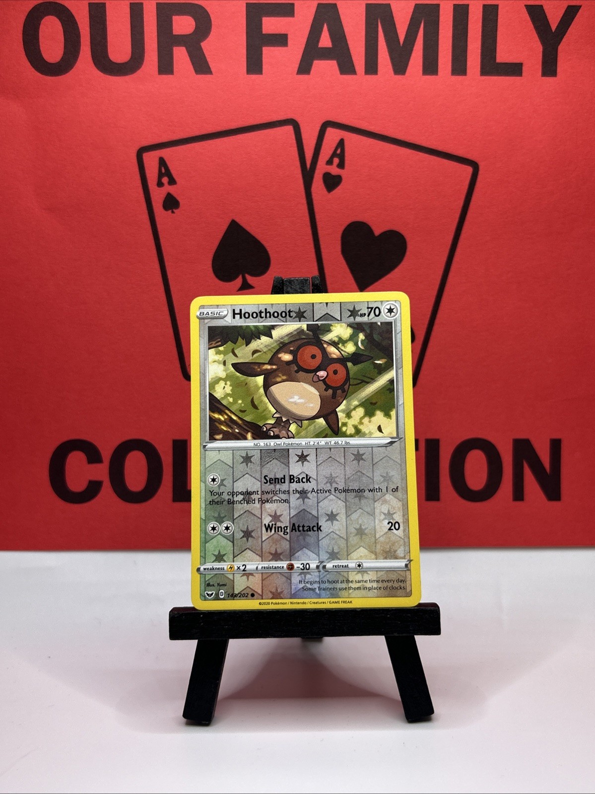 Hoothoot 143/202 Pokemon Sword & Shield Base Set Reverse Holo Common Card NM
